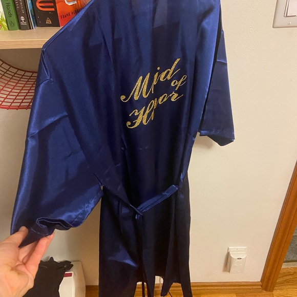 Set of 4 bridesmaids Robes NWOT - Picture 2 of 4